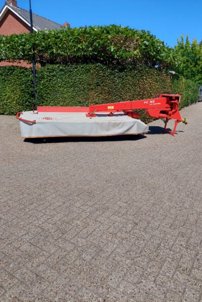 KUHN MAAIER MET KNEUZER